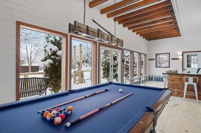 Get Your Billiards Table Dismantled and Reassembled Correctly!
